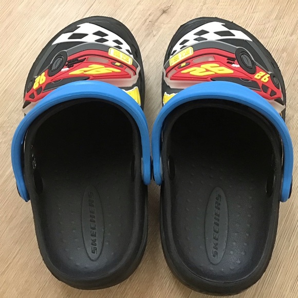 Sketchers Boys lighted clog slippers (lighted details) - Picture 8 of 9